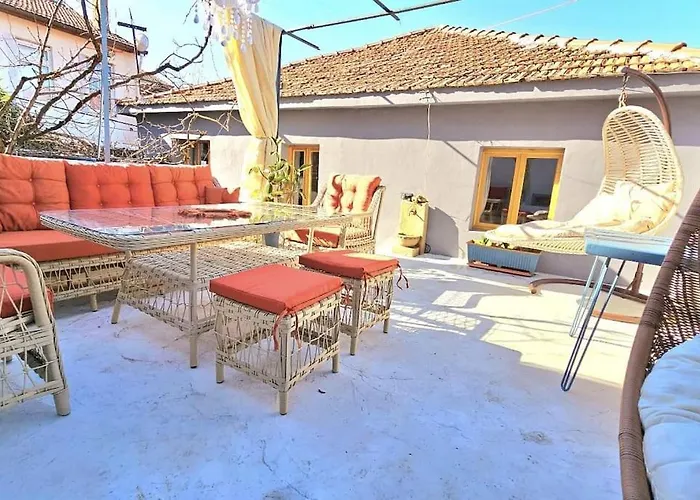 Vintage Charm In Center Prázdninový dům Fethiye