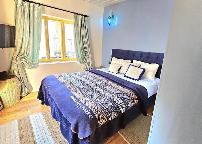 בית נופש Vintage Charm In Center *